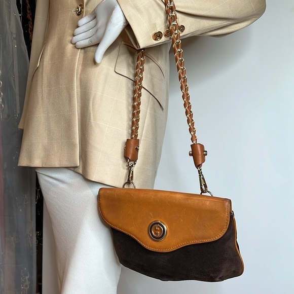 1960’s Gucci Suede and Leather Shoulder with Crossbody Chain Bag - Picture 3 of 16